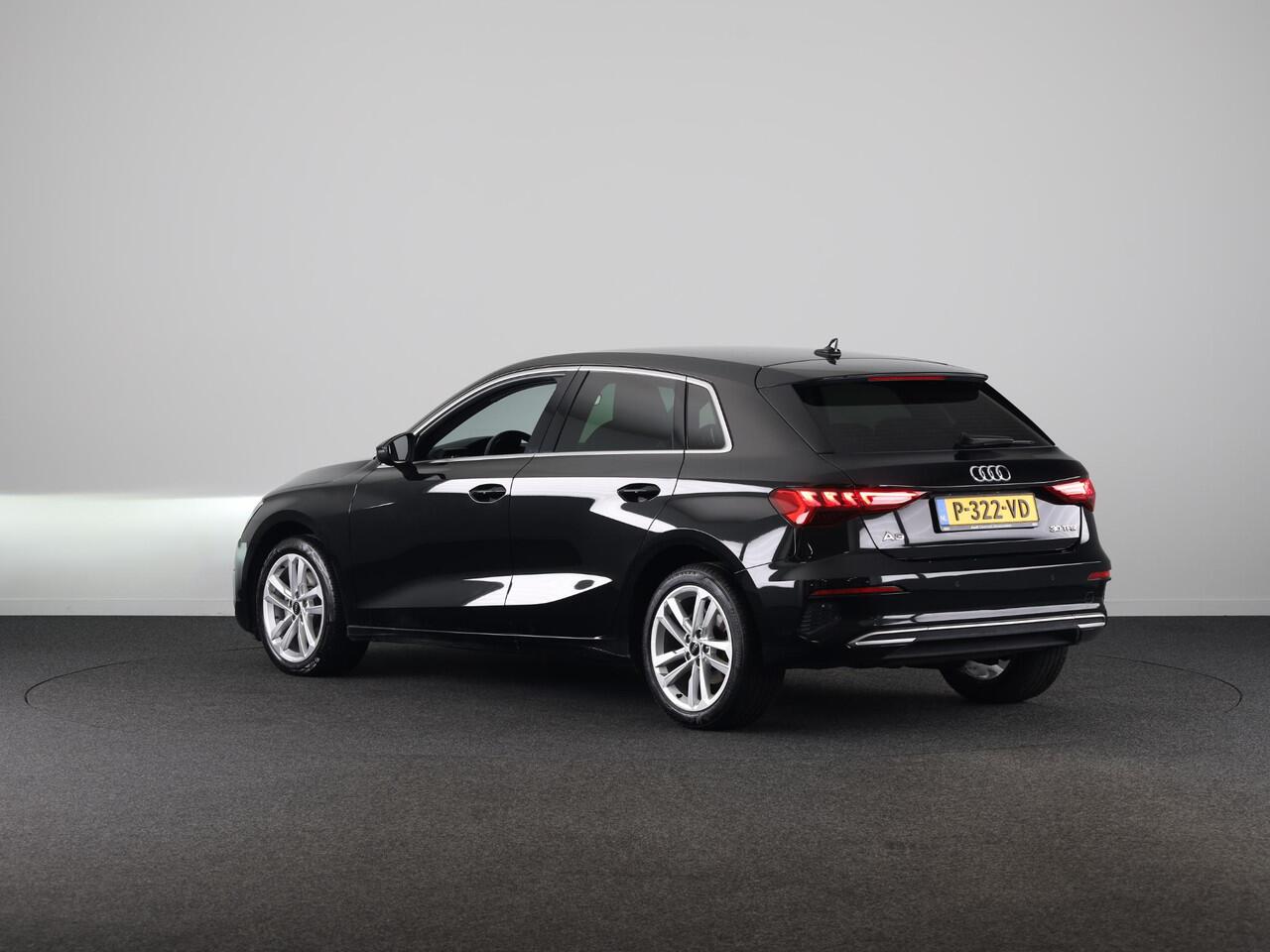 Audi A3 SPORTBACK 30 TFSI Advanced edition 110 pk S-tronic | Navigatie | Parkeersensoren achter | Cruise control | LED koplampen | Apple Carplay/Android Auto |