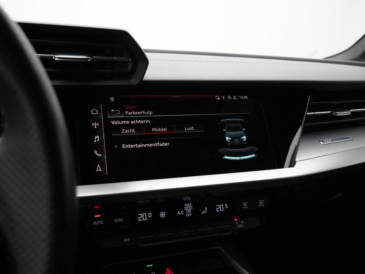 Audi A3 SPORTBACK 40 TFSI e 204 pk S-tronic Advanced edition / S-Line | Head-up display | Parkeersensoren achter | Standkachel