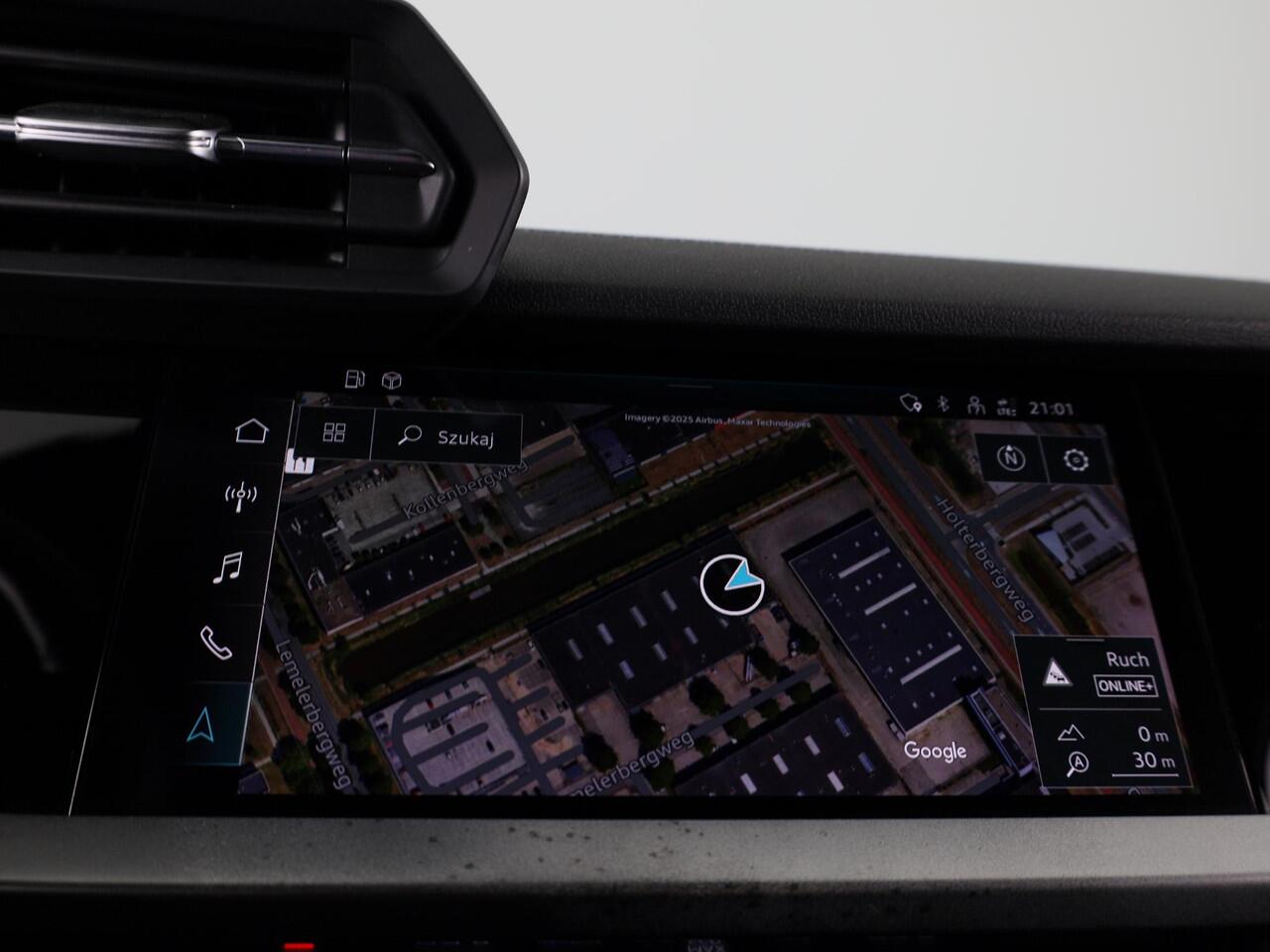 Audi A3 SPORTBACK 30 TFSI S edition 110pk S-Tronic | Navigatie | 17 inch lichtmetalen velgen | Apple Carplay/- Android auto | Full led koplampen