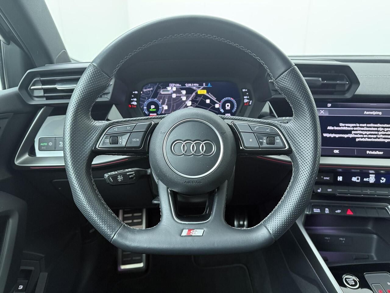 Audi A3 SPORTBACK 45 TFSI e S edition Competition | 245 PK | SoH 95% | Panoramadak | Achteruitrijcamera | Audi virtual cockpit | S line | Cruise control |