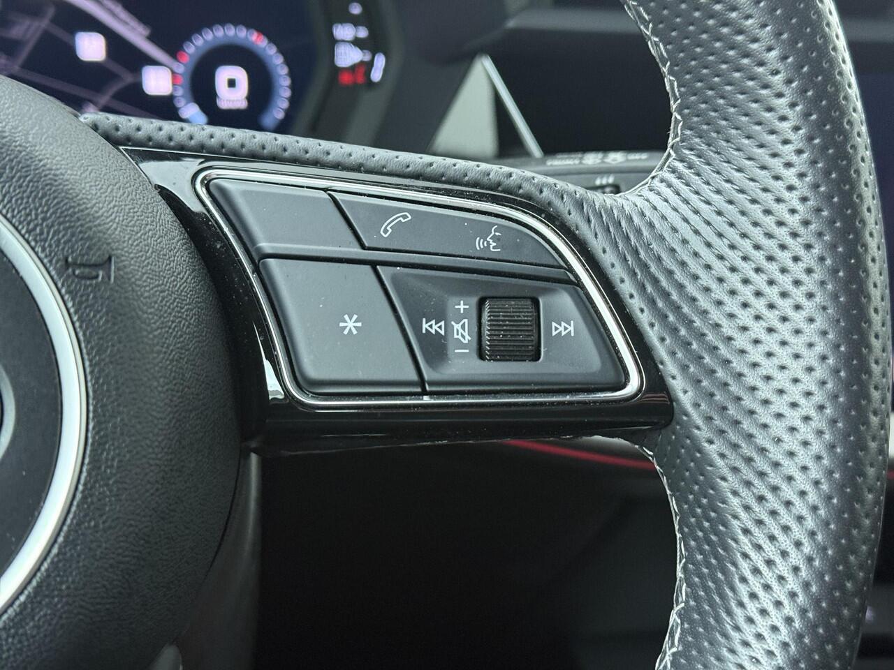 Audi A3 SPORTBACK 45 TFSI e S edition Competition | 245 PK | SoH 95% | Panoramadak | Achteruitrijcamera | Audi virtual cockpit | S line | Cruise control |