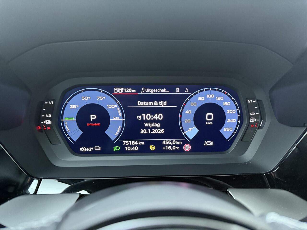 Audi A3 SPORTBACK 45 TFSI e S edition Competition | 245 PK | SoH 95% | Panoramadak | Achteruitrijcamera | Audi virtual cockpit | S line | Cruise control |