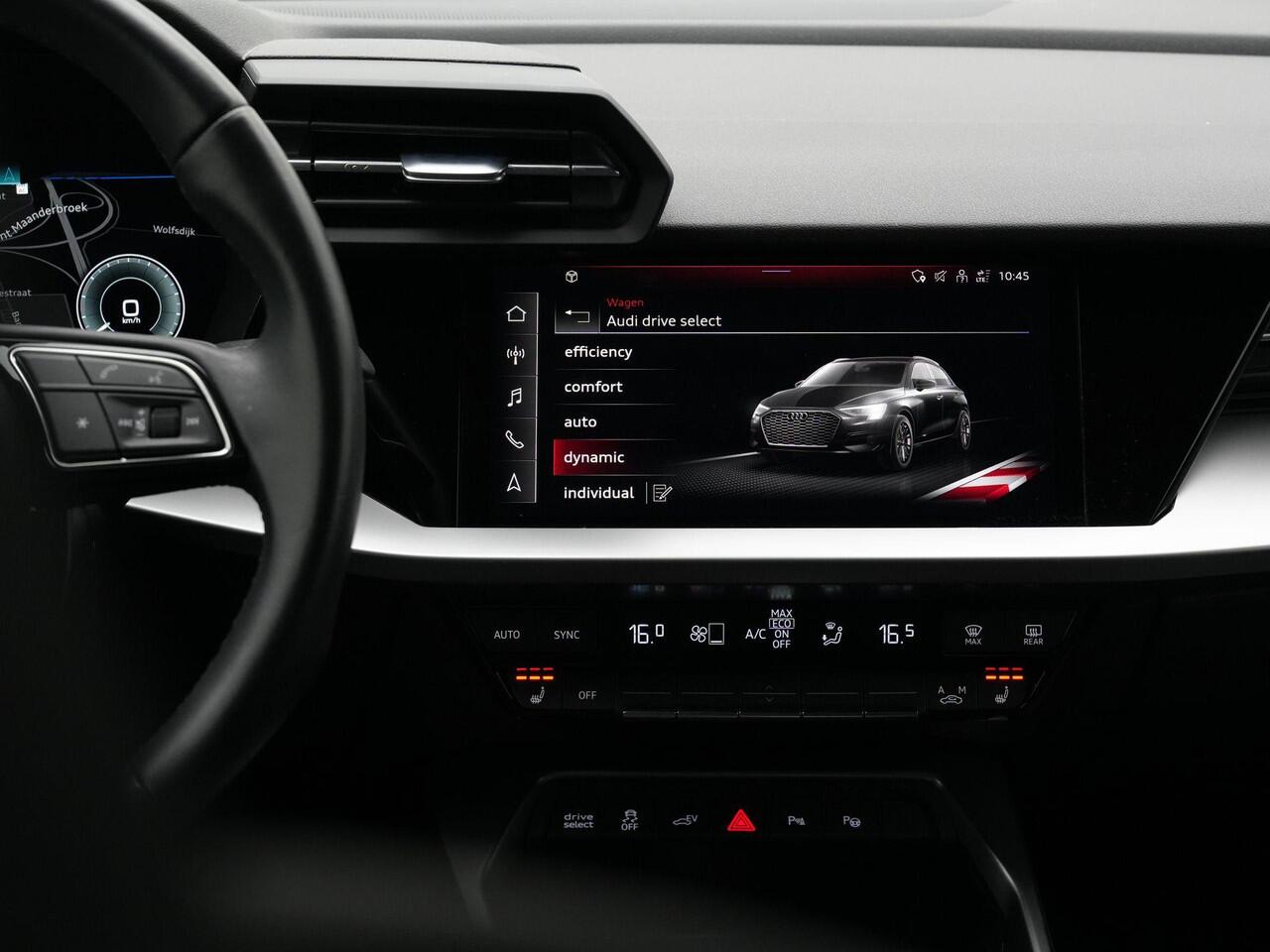 Audi A3 SPORTBACK 40 TFSI e 204 pk S-Line | Achteruitrijcamera | Stoelverwarming | Adaptive Cruise | Navigatie