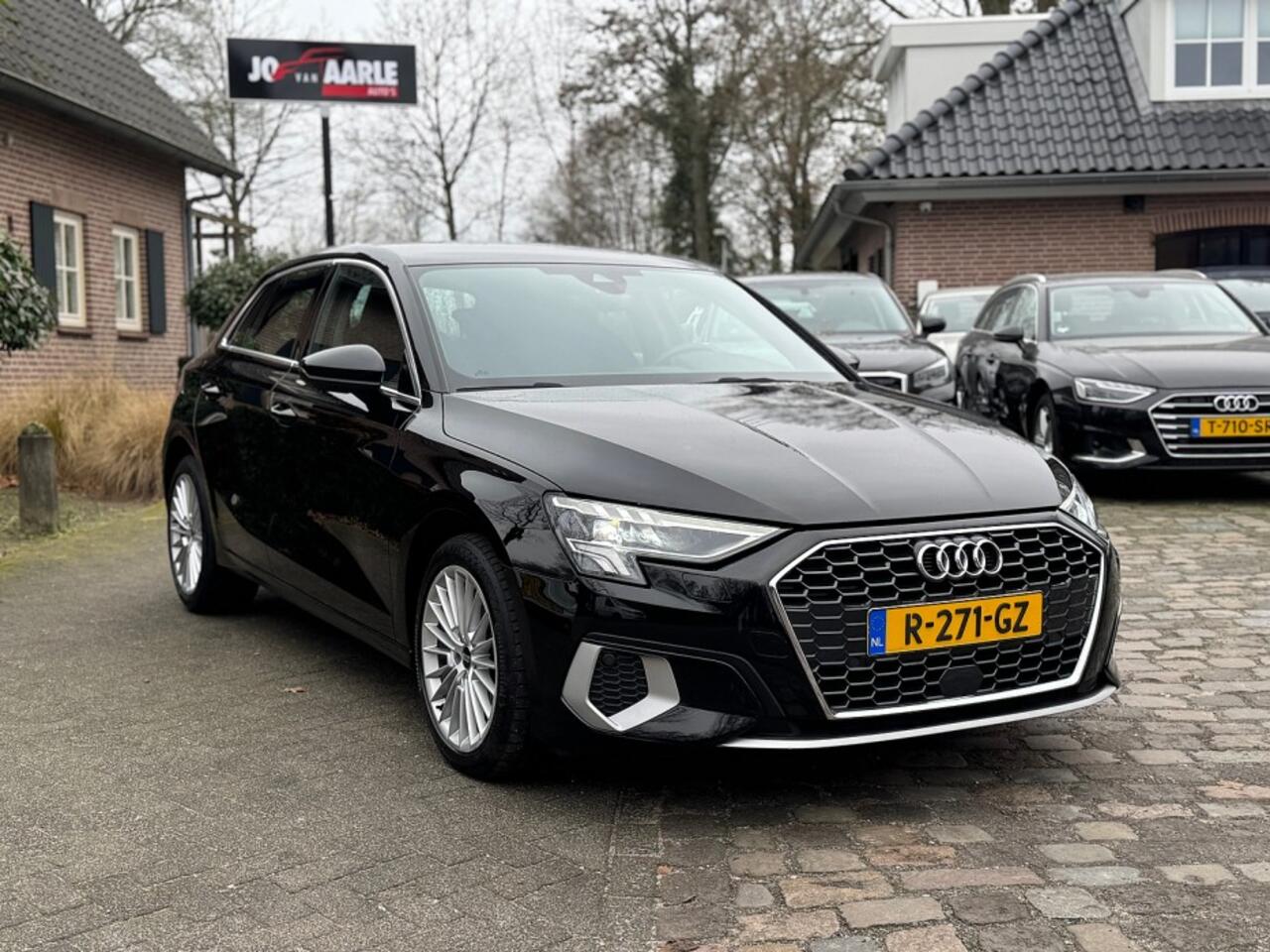 Audi A3 SPORTBACK 30 TFSI autom Advanced edition ecc,digidash,led,lmv,navi,sportstoel,pdc,chroom