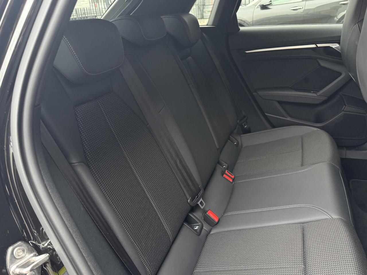 Audi A3 SPORTBACK 30 TFSI S EDITION I AUTOMAAT I S-LINE I APPLE CARPLAY I CRUISE CONTROL