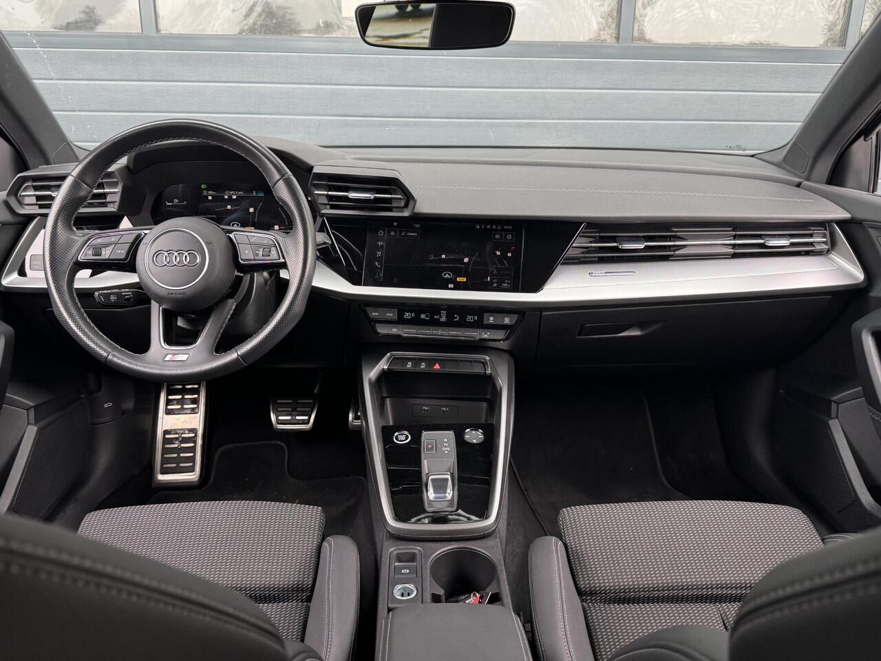 Audi A3 SPORTBACK 30 TFSI S EDITION I AUTOMAAT I S-LINE I APPLE CARPLAY I CRUISE CONTROL