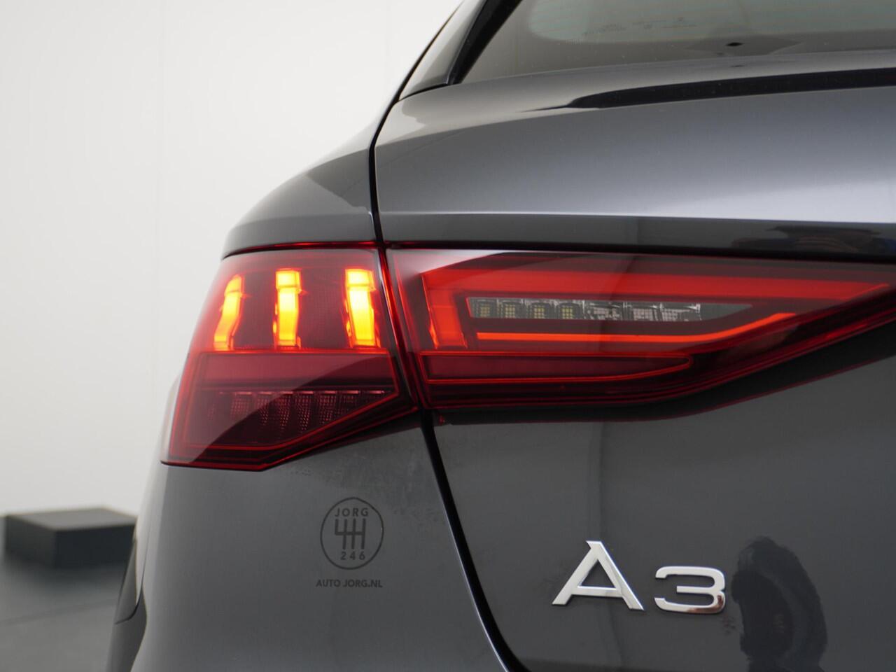 Audi A3 SPORTBACK 35 TFSI Advanced edition 1.5 TFSi | NL Auto | 150 PK !! | 17" LMV | Adaptive Cruise | Navigatie