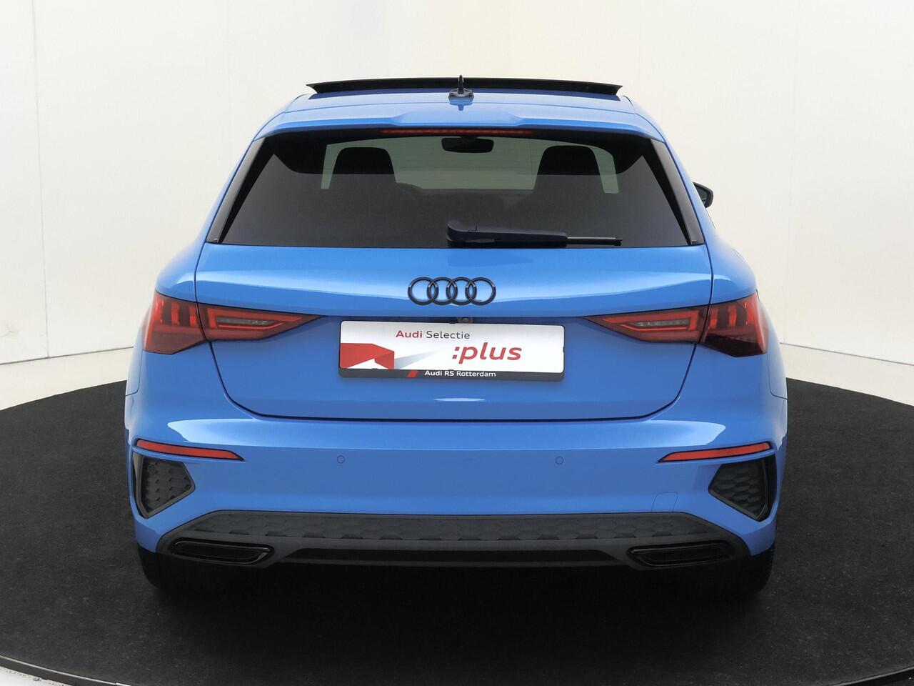 Audi A3 SPORTBACK 45 TFSI e S edition Competition | SoH 97% | Panoramadak | Achteruitrijcamera | LED matrix verlichting | Audi virtual cockpit | Keyless | Navigatie Plus | Cruise Control | Stoelverwarming |