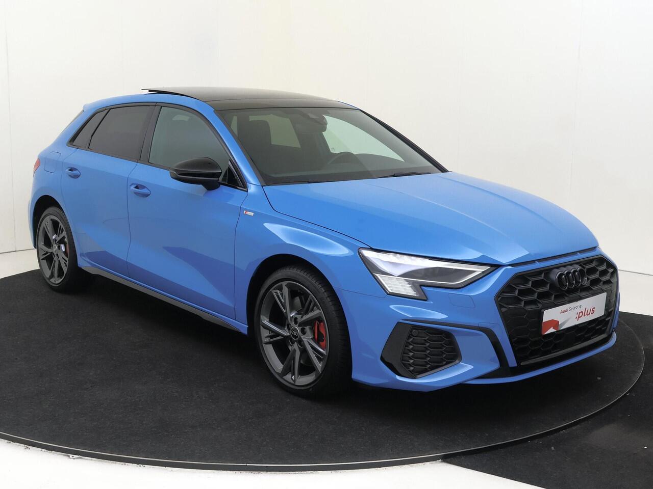 Audi A3 SPORTBACK 45 TFSI e S edition Competition | SoH 97% | Panoramadak | Achteruitrijcamera | LED matrix verlichting | Audi virtual cockpit | Keyless | Navigatie Plus | Cruise Control | Stoelverwarming |