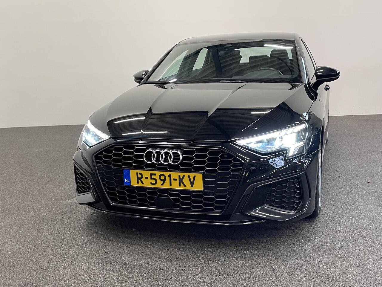 Audi A3 SPORTBACK 30 TFSI S edition Navigatie Apple Carplay / Android Auto Adaptive Cruise Control Parkeersensoren Full Led Virtual Cockpit Climate Control