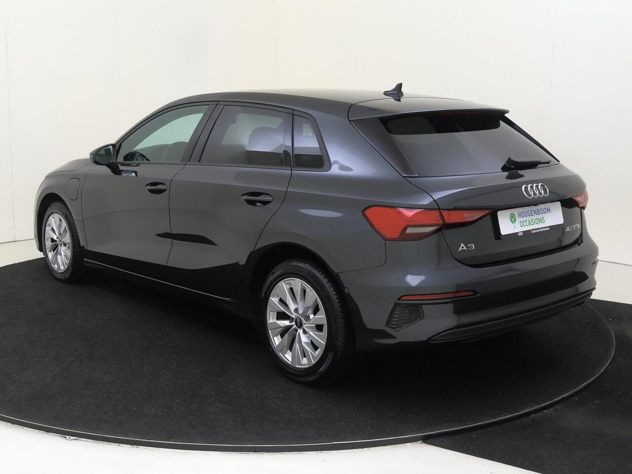 Audi A3 SPORTBACK 40 TFSI e Advanced edition | SoH 95% | Keyless | Parkeerassistent | Navigatie Plus | CarPlay | Achteruitrijcamera | Elektrisch bedienbare achterklep | Virtual cockpit |