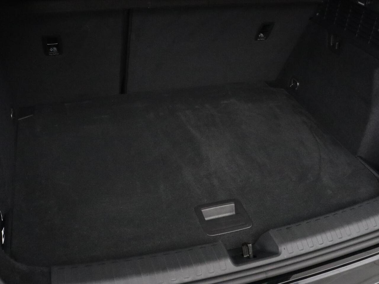 Audi A3 SPORTBACK 40 TFSIe Business edition | Adaptive cruise | Sportstoelen | Carplay | Virtual Cockpit | Audi Sound | Climate control | Navigatie | Full LED | PHEV | Plug In