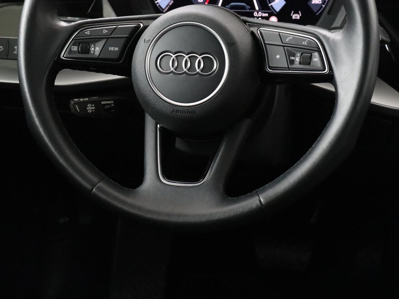 Audi A3 SPORTBACK 40 TFSIe Business edition | Adaptive cruise | Sportstoelen | Carplay | Virtual Cockpit | Audi Sound | Climate control | Navigatie | Full LED | PHEV | Plug In