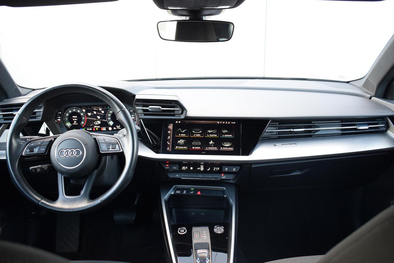 Audi A3 SPORTBACK 40 TFSI e Business edition | Apple CarPlay | LED | Sportstoelen | Climate