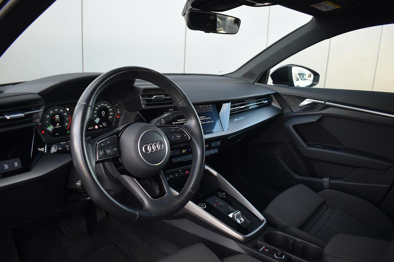 Audi A3 SPORTBACK 40 TFSI e Business edition | Apple CarPlay | LED | Sportstoelen | Climate