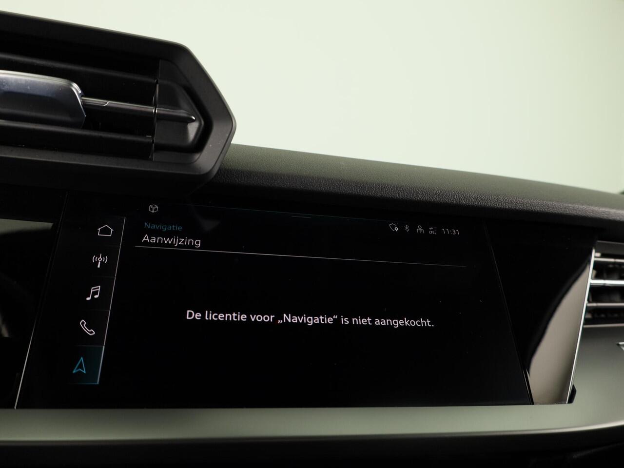 Audi A3 SPORTBACK 30 TFSI Pro Line 110PK | Navigatie via app | Parkeersensoren | 18 inch Lichtmetalen velgen | Cruise controle