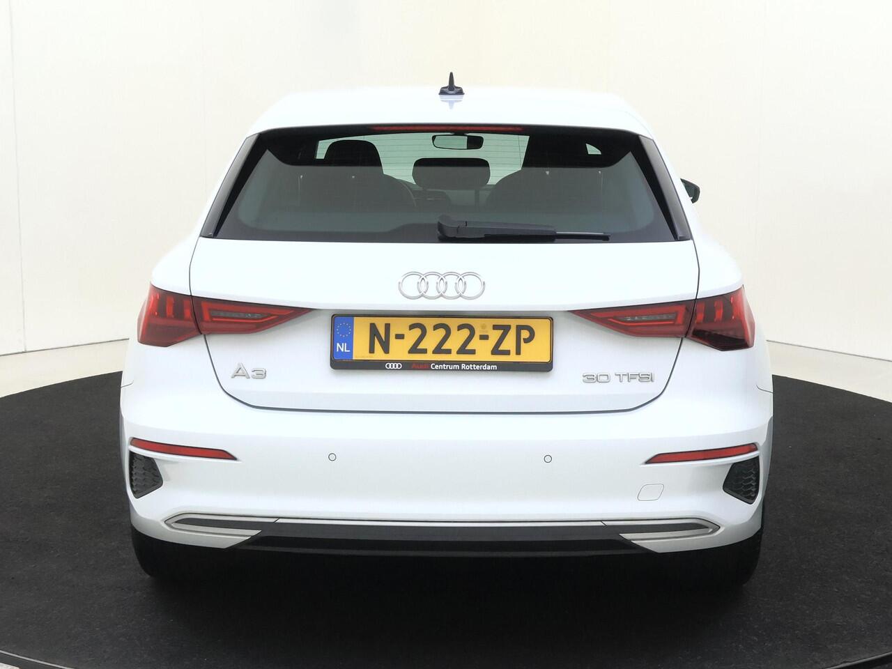 Audi A3 SPORTBACK 30 TFSI Advanced edition | Full LED verlichting | Navigatie Plus | Cruise control | CarPlay | Virtual cockpit | Draadloze telefoonlader | Verkeersbord detectie |