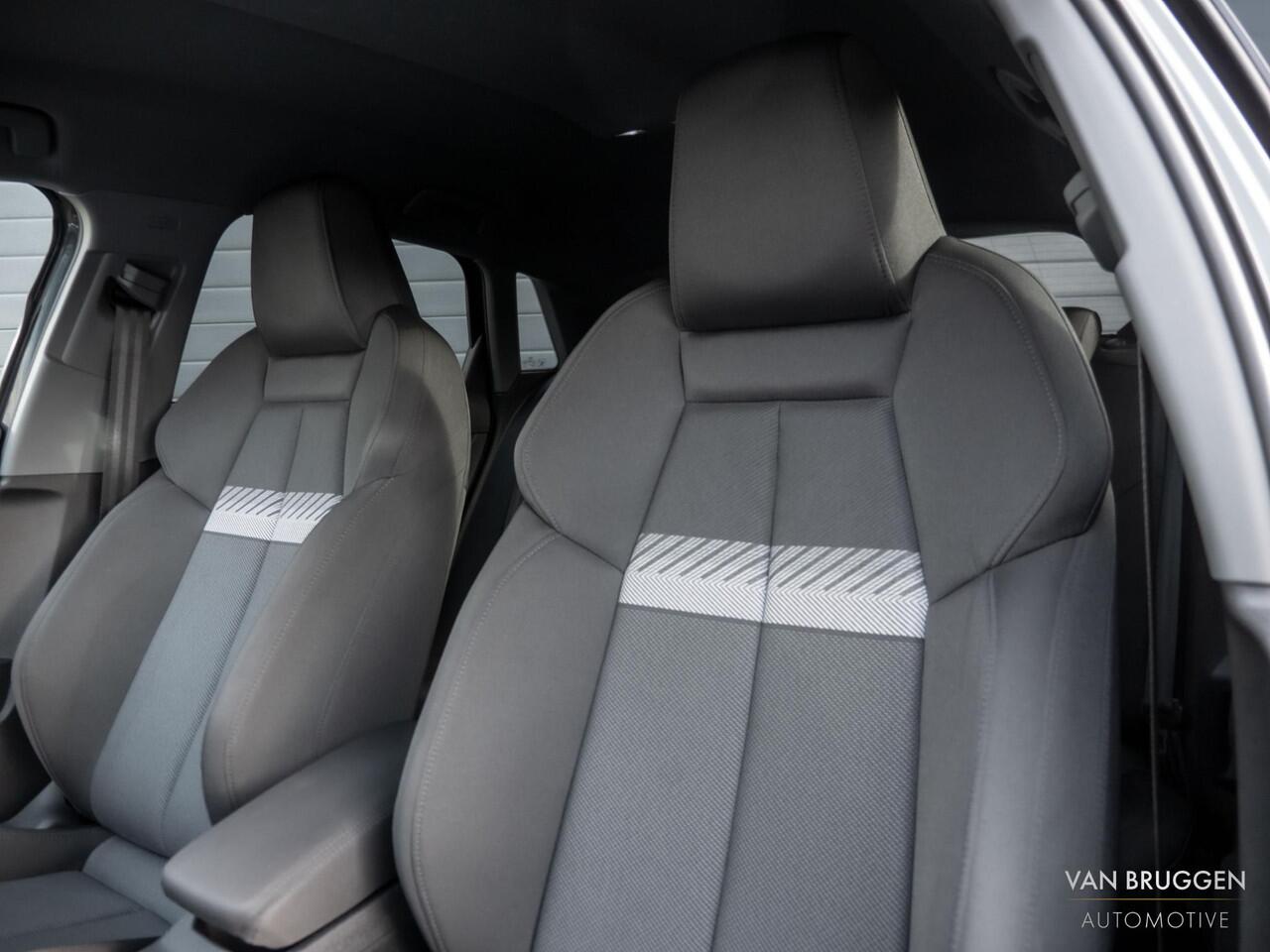 Audi A3 SPORTBACK 40 TFSI e Sport 18" ACC Camera Stoelverw. Manhatten BTW