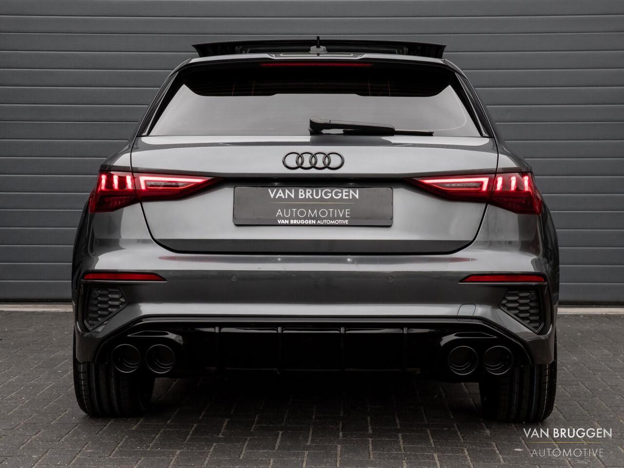 Audi A3 SPORTBACK 40 TFSI e S-Line Pano RS Sfeer E-Stoelen Leer Matrix BTW Keyless ACC