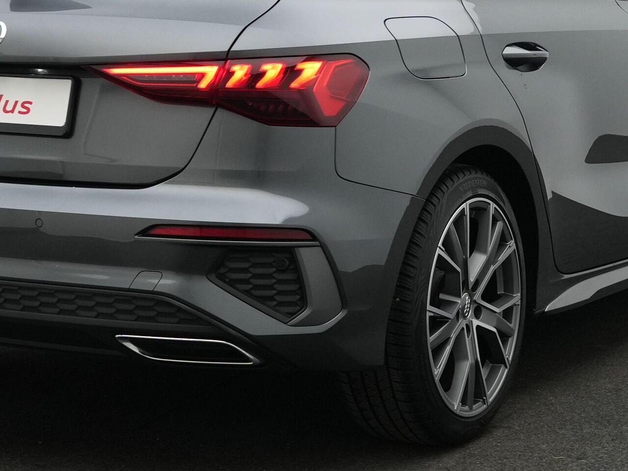 Audi A3 SPORTBACK 35 TFSI 150 pk S-Tronic S-Line | S-Line | Cruise Control | Sportonderstel | Verlengde fabrieksgarantie