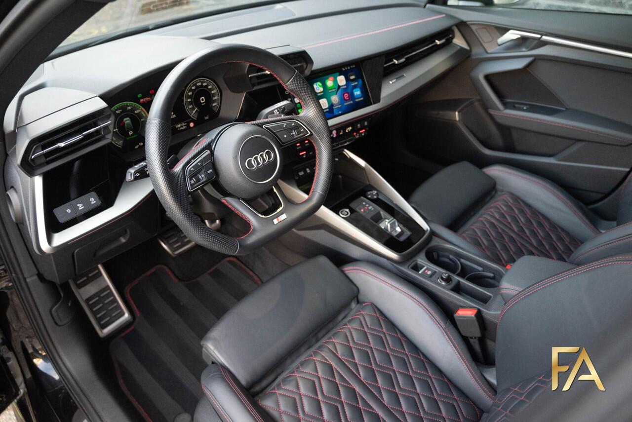 Audi A3 SPORTBACK 45 TFSI e S edition Competition Ruitleder|Matrix|RSSeats|Sfeer|