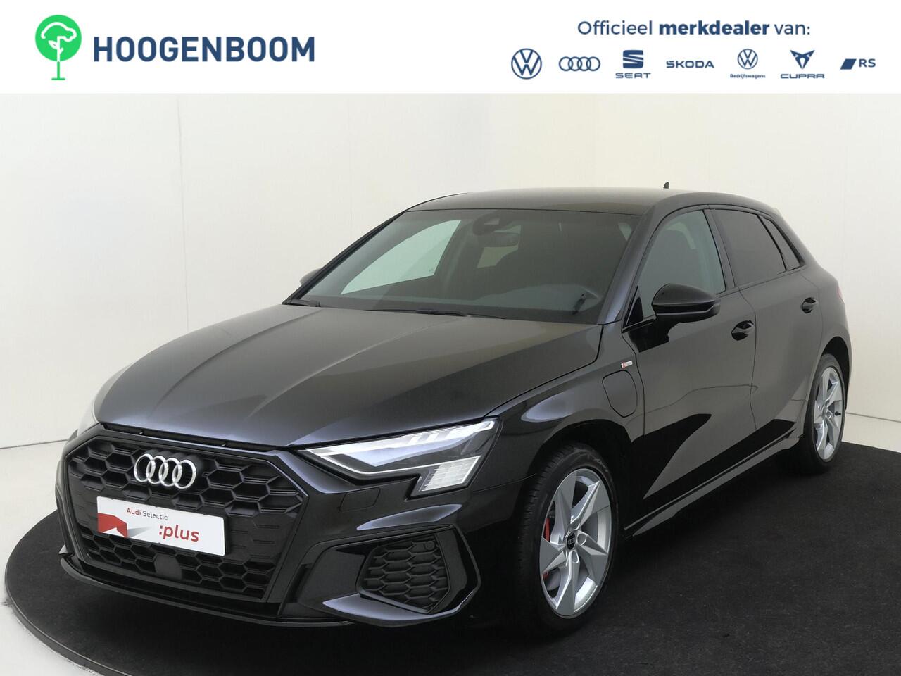 Audi A3 SPORTBACK 45 TFSI e S edition Competition | SoH 92% | LED matrix verlichting | Achteruitrijcamera | Stoelverwarming | Navigatie Plus | Keyless | Lederen bekleding | Geheugenfunctie bestuurdersstoel |