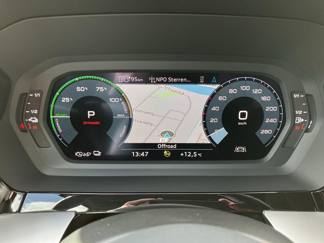 Audi A3 SPORTBACK 40 TFSIe 150kW/204PK · Leder · Camera · Apple/Android Car Play · Elektrische stoelverstelling · Navigatie · Stoelverwarming ·
