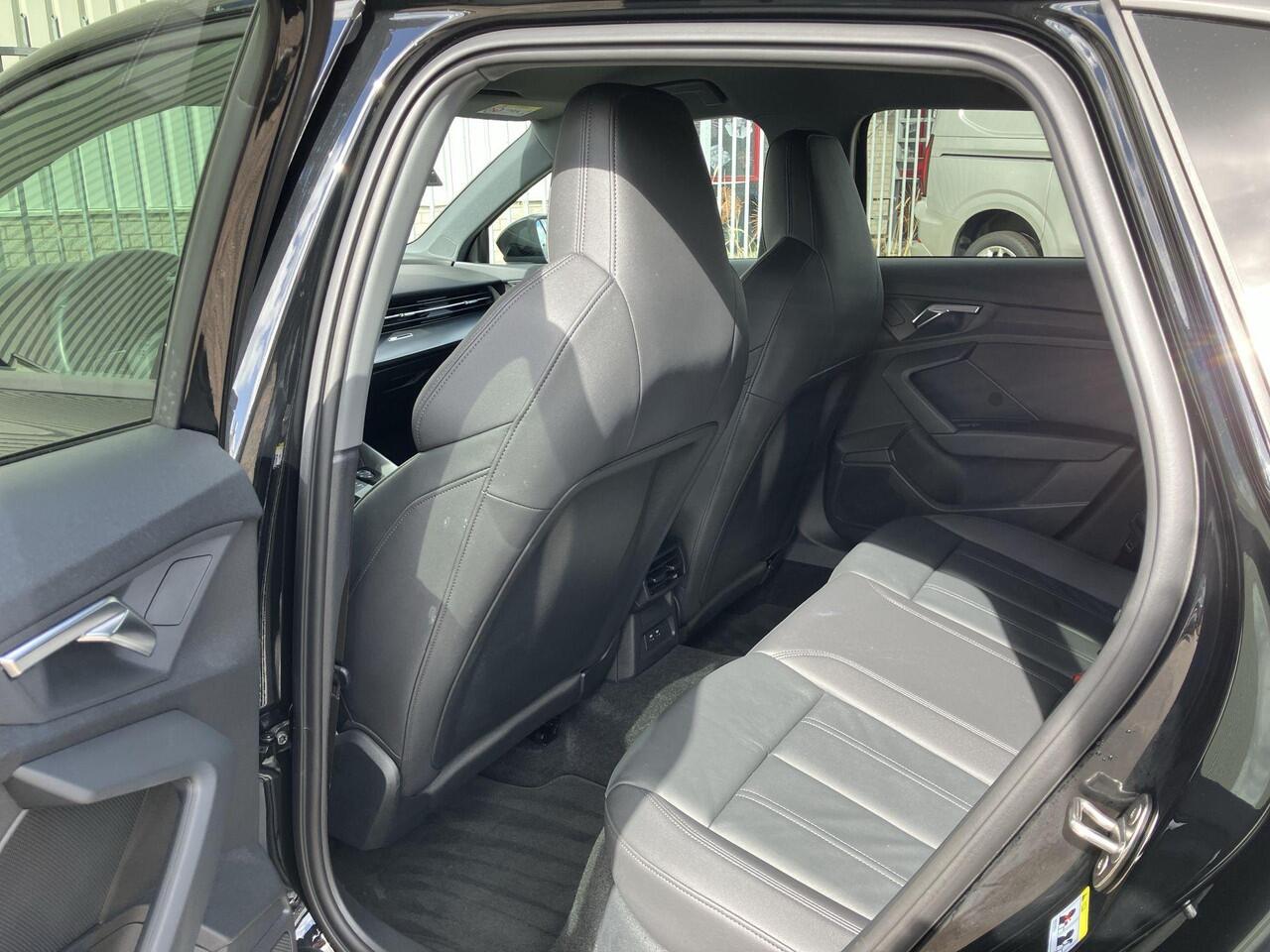 Audi A3 SPORTBACK 40 TFSIe 150kW/204PK · Leder · Camera · Apple/Android Car Play · Elektrische stoelverstelling · Navigatie · Stoelverwarming ·