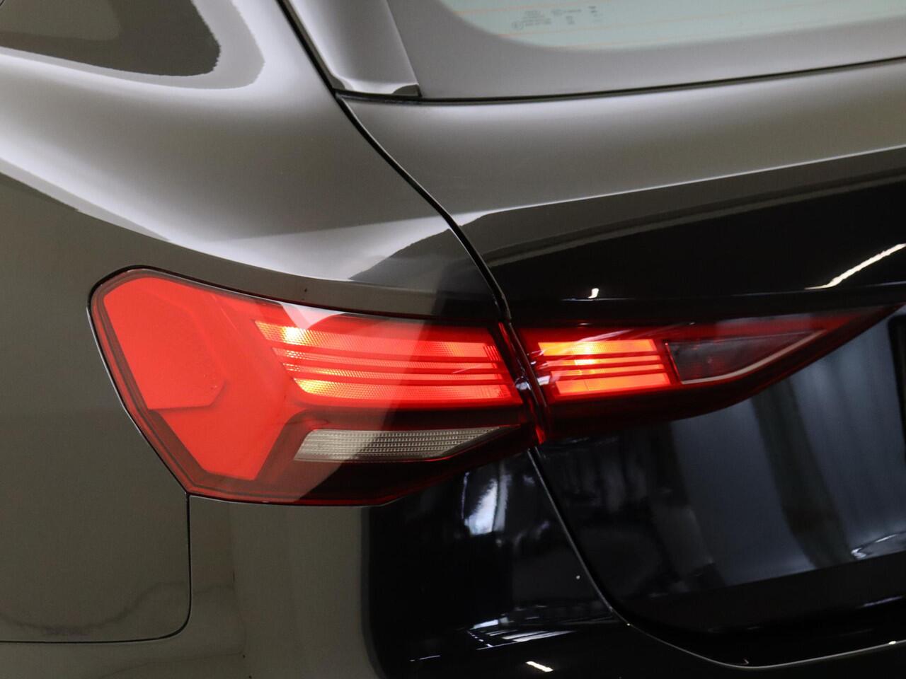 Audi A3 SPORTBACK 30 TFSI Pro Line | Parkeerassistent | Stoelverwarming | Keyless | Navigatie Plus | Parkeersensoren | Cruise control | Digital cockpit | CarPlay |