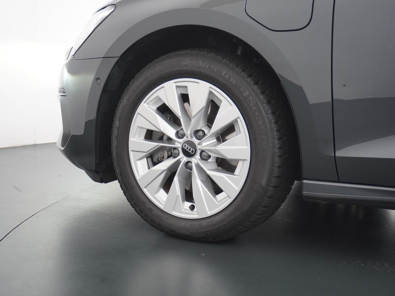 Audi A3 SPORTBACK 40 TFSI e Edition PLUG-IN Hybride 204 PK | Stoelverwarming | Drive Select | Navi | Apple CarPlay | Adaptive Cruise | Rijklaar geleverd met 12 mnd BOVAG garantie