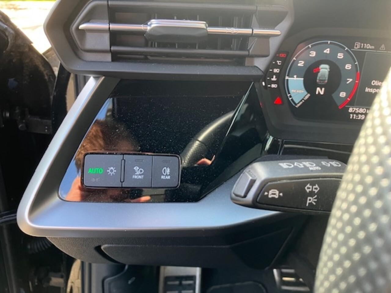 Audi A3 SPORTBACK 35 TFSI S-Line edition