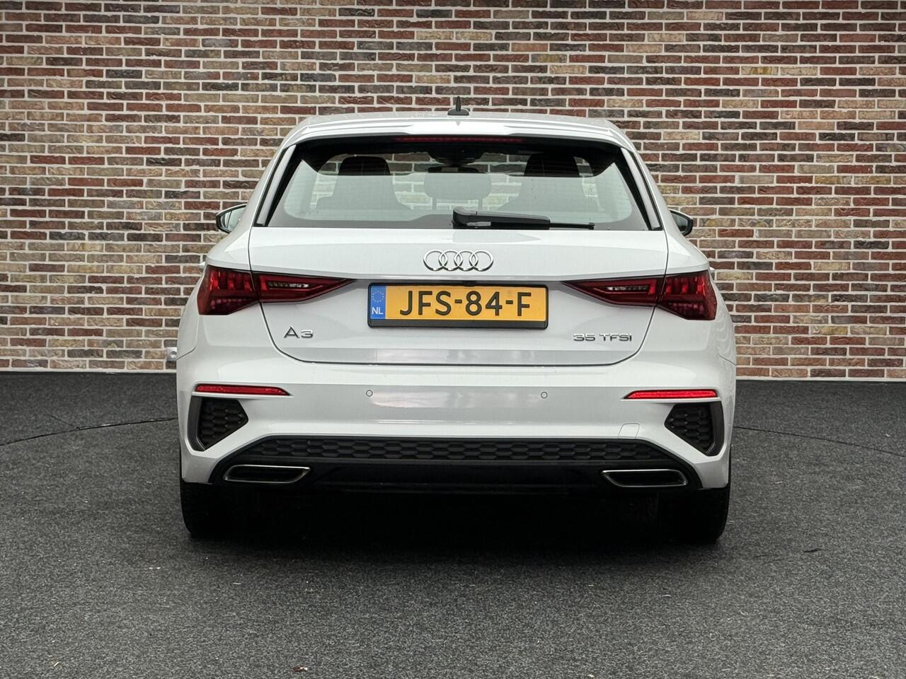 Audi A3 SPORTBACK 35 TFSI S-Line | Adaptieve cruise| Camera|