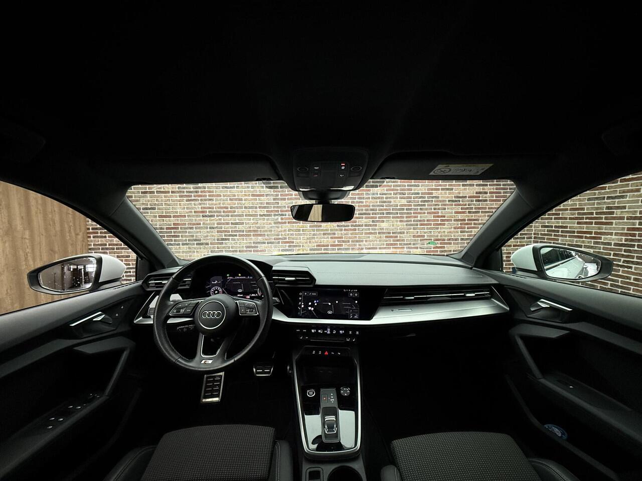 Audi A3 SPORTBACK 35 TFSI S-Line | Adaptieve cruise| Camera|