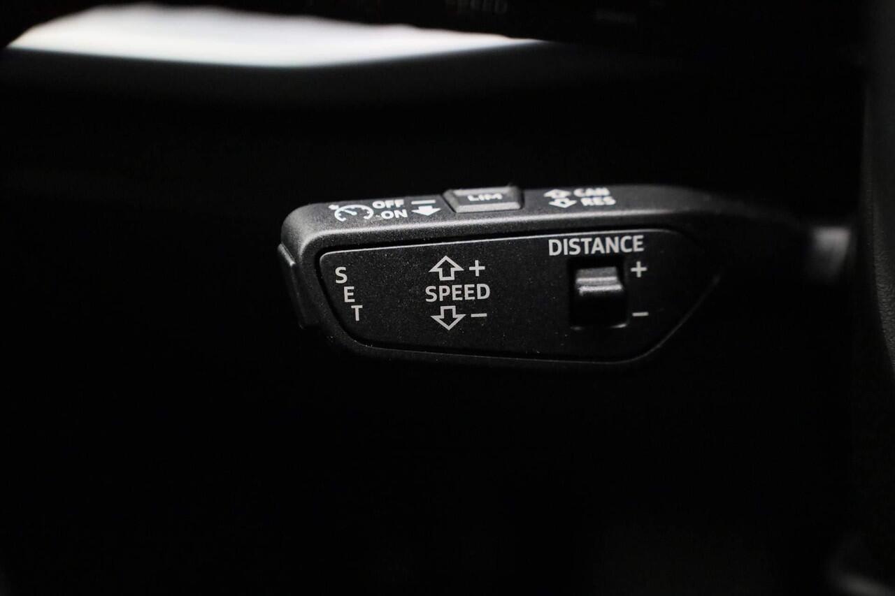 Audi A3 SPORTBACK 35 TFSI 150 pk S-tronic Advanced edition / S-Line | Navigatie | Stoelverwarming | Parkeersensoren achter | Cruise Control