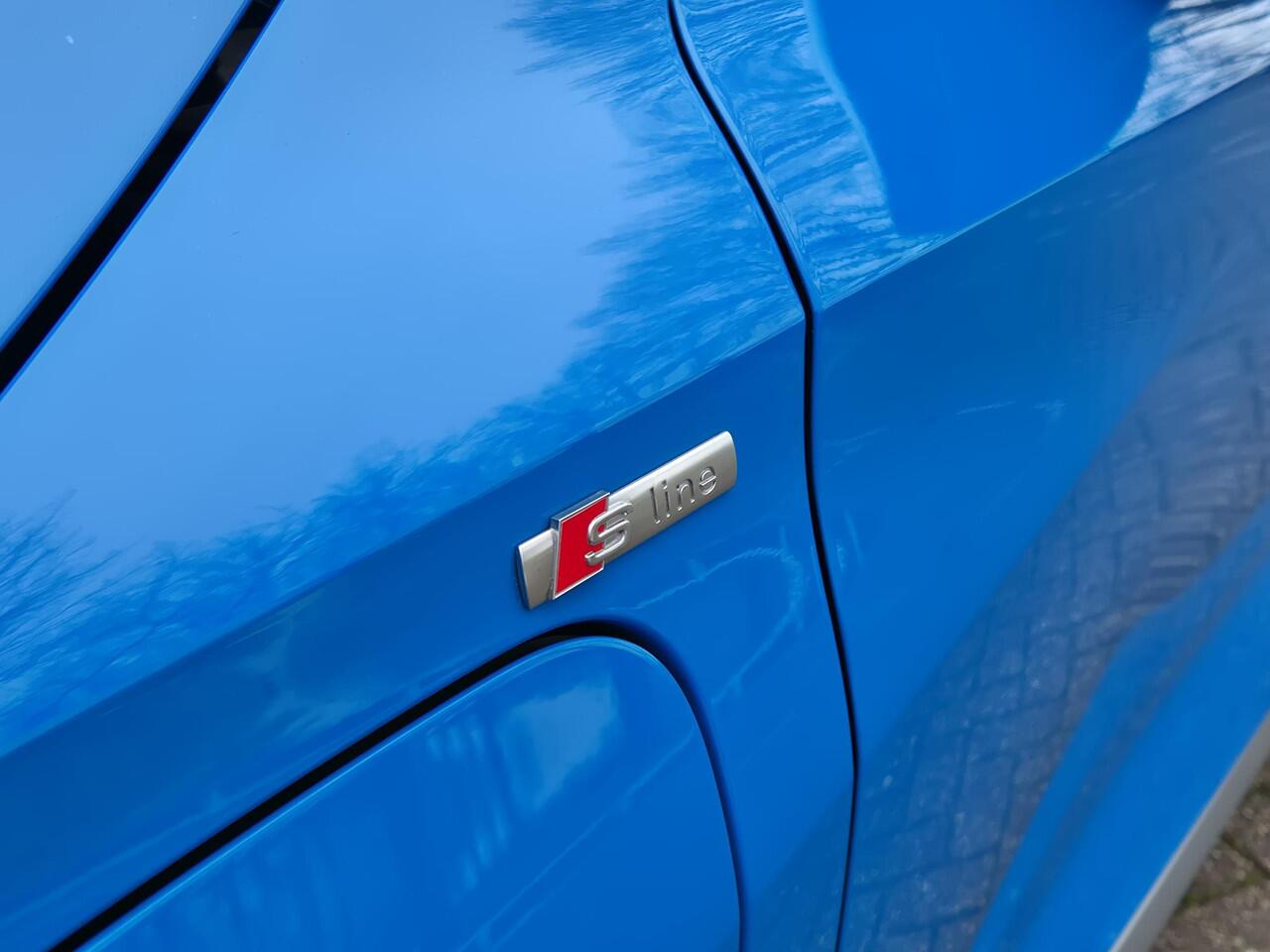 Audi A3 SPORTBACK 40 TFSI e S-LINE | TURBOBLAUW | Panoramadak | LED | Cruise Control | Climate Control | Parkeer assistent | Parkeersensoren + Camera