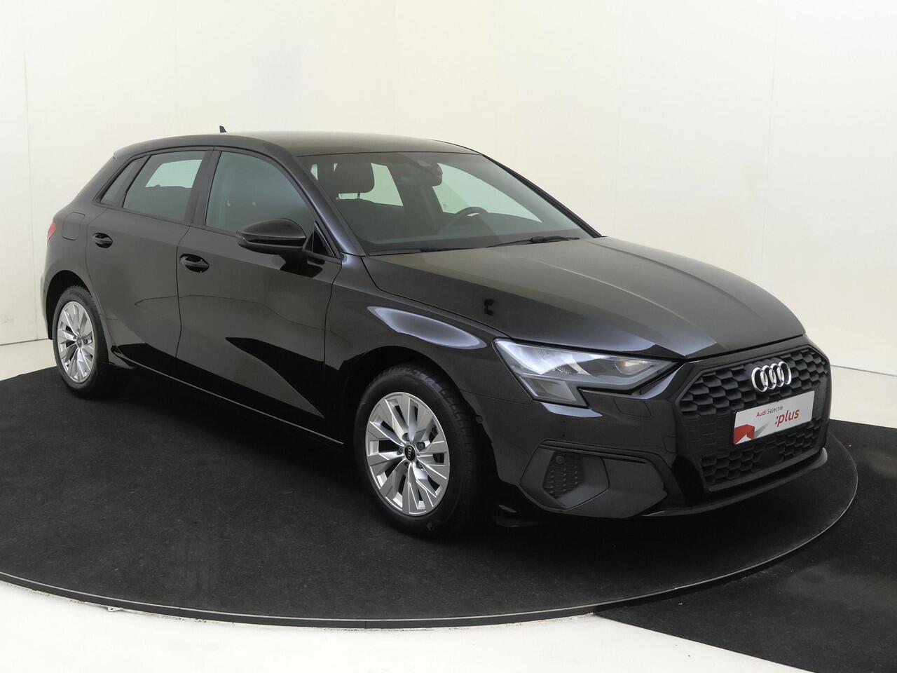 Audi A3 SPORTBACK 40 TFSI e Advanced edition | SoH 100% | Virtual cockpit Plus | Parkeerassistent | Achteruitrijcamera | Navigatie Plus | Lederen bekleding | Stoelverwarming | CarPlay |