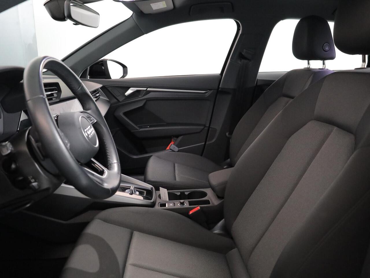 Audi A3 SPORTBACK 30 TFSI Pro Line 110 pk S-tronic | Verlengde garantie | Navigatie via App | Parkeersensoren achter | LED koplampen |