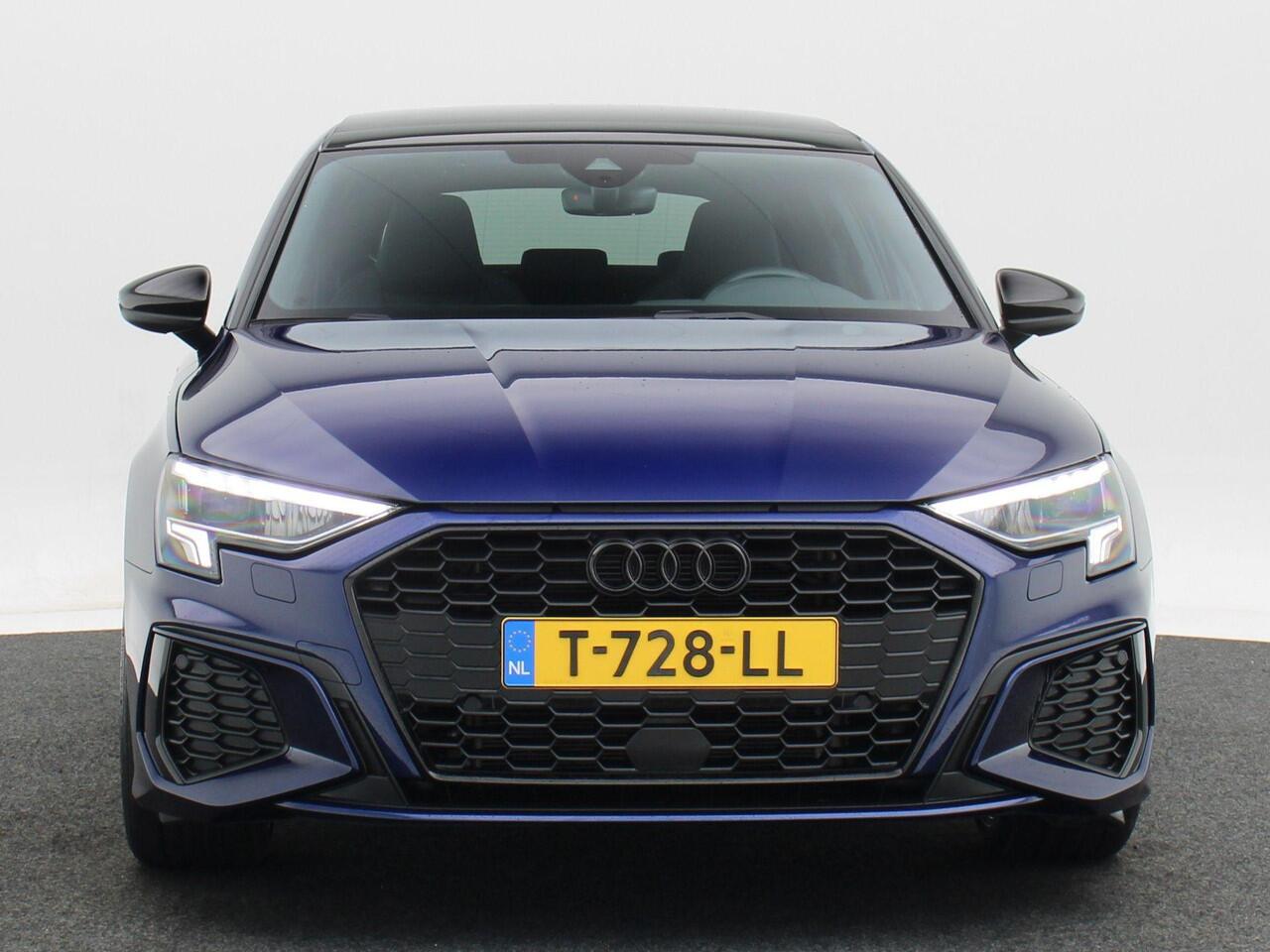 Audi A3 SPORTBACK 35 TFSi 150 Pk Automaat S-Line | Panoramadak | Virtual Cockpit | Adaptive Cruise | Zwart Optiek | 19 Inch | 49.563 Km!