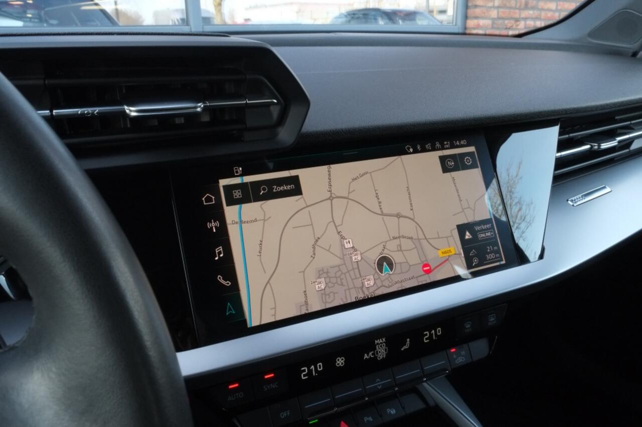 Audi A3 SPORTBACK 40 TFSI e Achteruitrijcamera, Leder