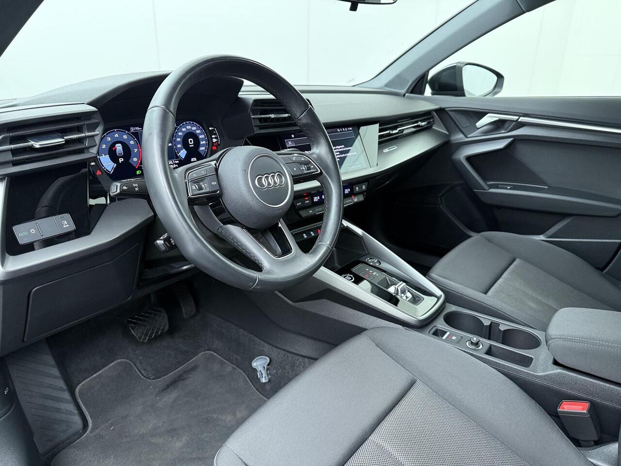 Audi A3 SPORTBACK 30 TFSI Pro Line | 110 PK | Automaat | Cruise control | Apple Carplay/Android Auto | Climate control |