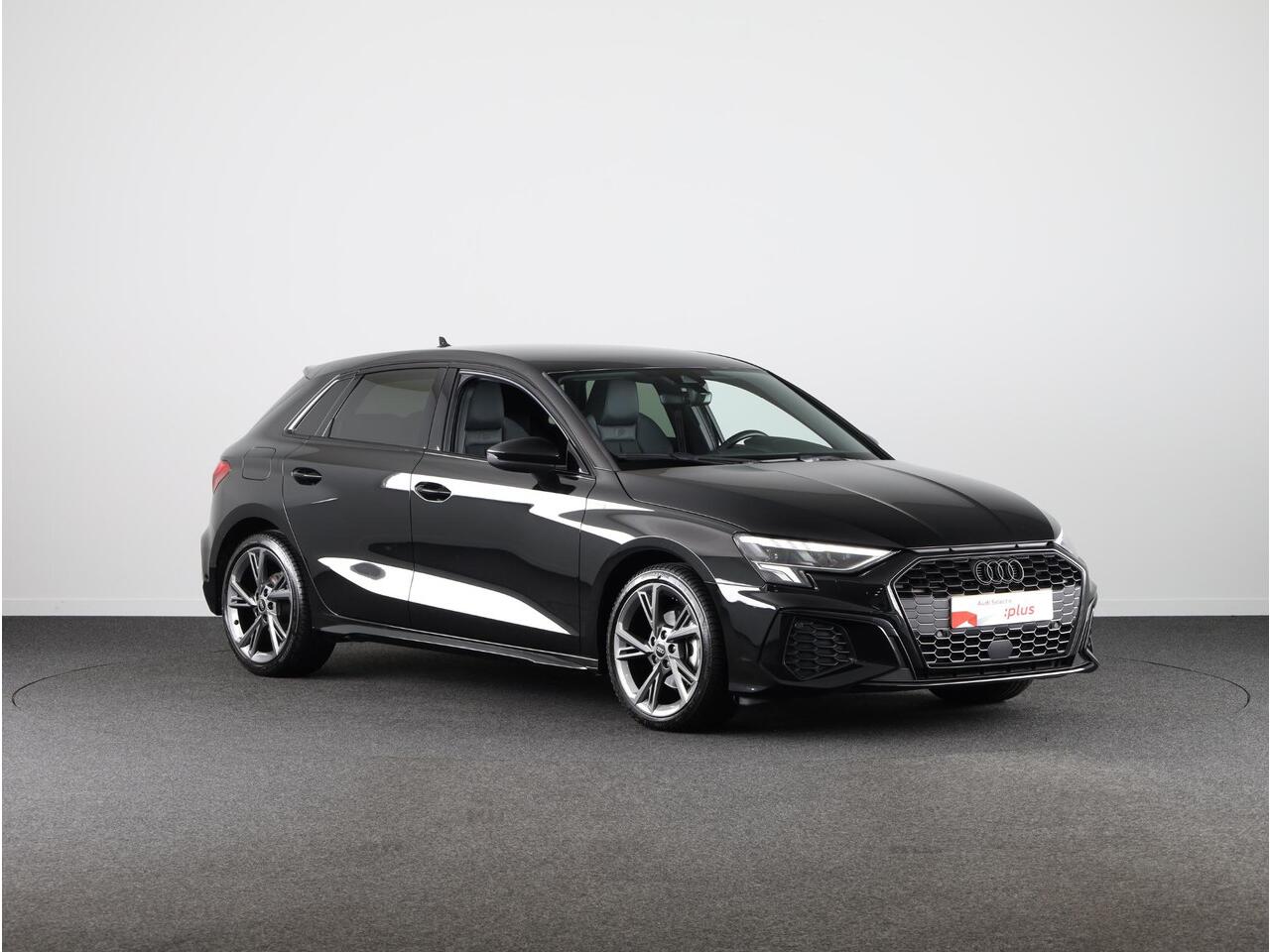 Audi A3 SPORTBACK 30 TFSI S edition 110 pk S-tronic | Verlengde garantie | Navigatie | Parkeersensoren achter | LED koplampen | S-Line |