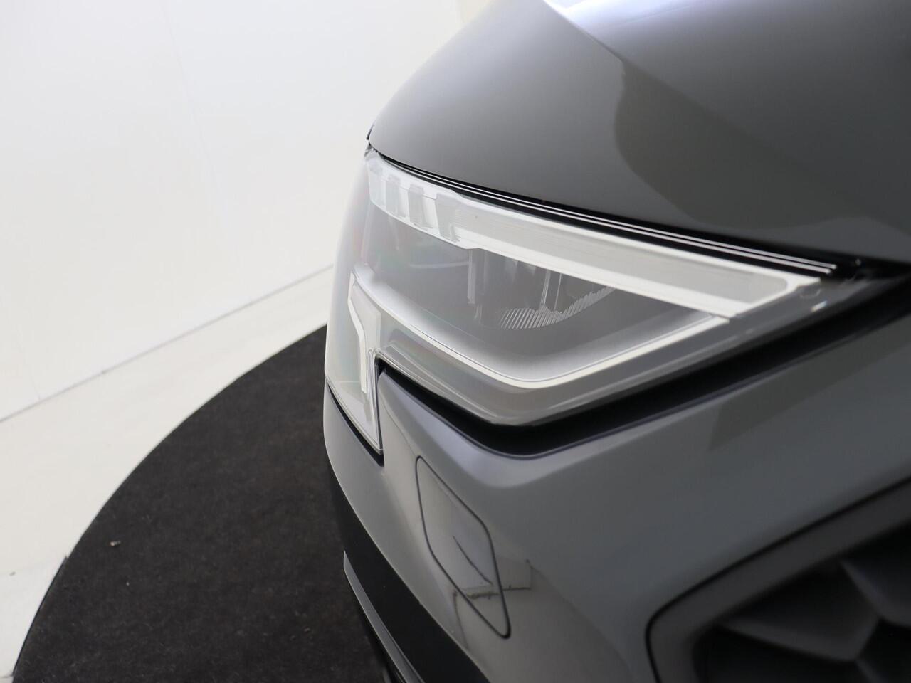 Audi A3 SPORTBACK 40 TFSI e Advanced edition | Stoelverwarming | Virtual cockpit Plus | Keyless | Full LED verlichting | Navigatie Plus | CarPlay | Adaptieve cruise control |