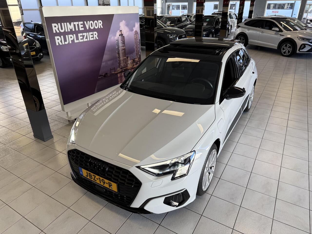 Audi A3 SPORTBACK 40 TFSI PHEV ADVANCED*LM18*NAVI*MATRIX*PANO*TREKH*