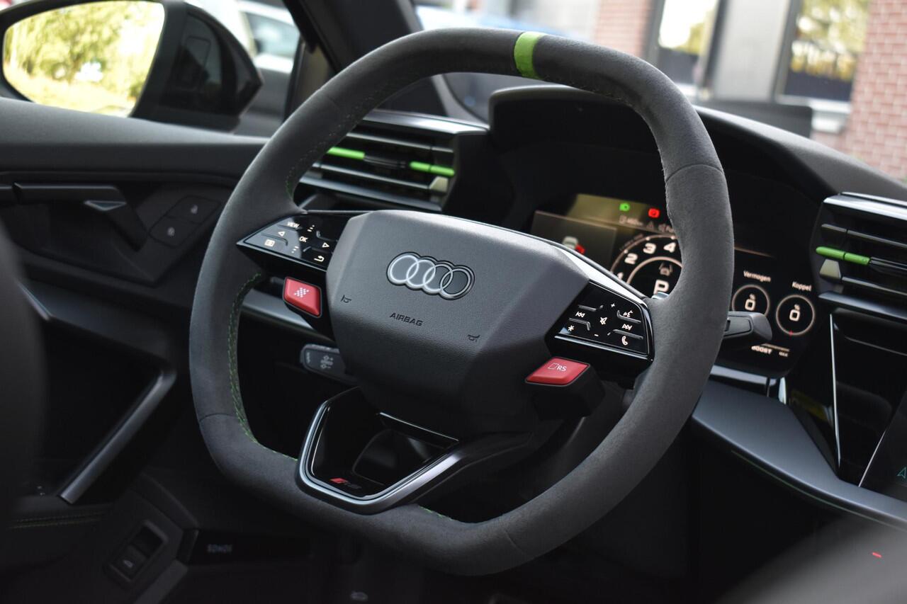 Audi A3 SPORTBACK 2.5 TFSI RS 3 quattro Pano HUD Lane Sonos Camera Kuip RS3 400PK