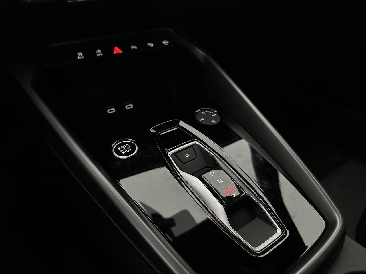 Audi A3 SPORTBACK 35 TFSI S edition Sport Dealer Garantie