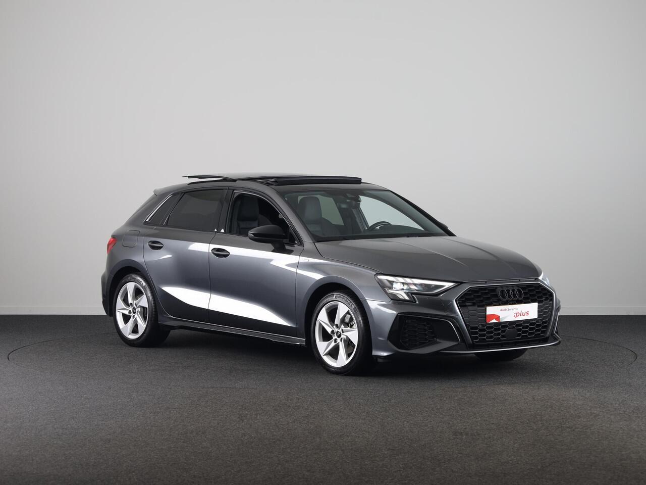 Audi A3 SPORTBACK 35 TFSI S edition 150pk | Panoramadak | Navigatie |Lichtmetalen velgen | Climatronic
