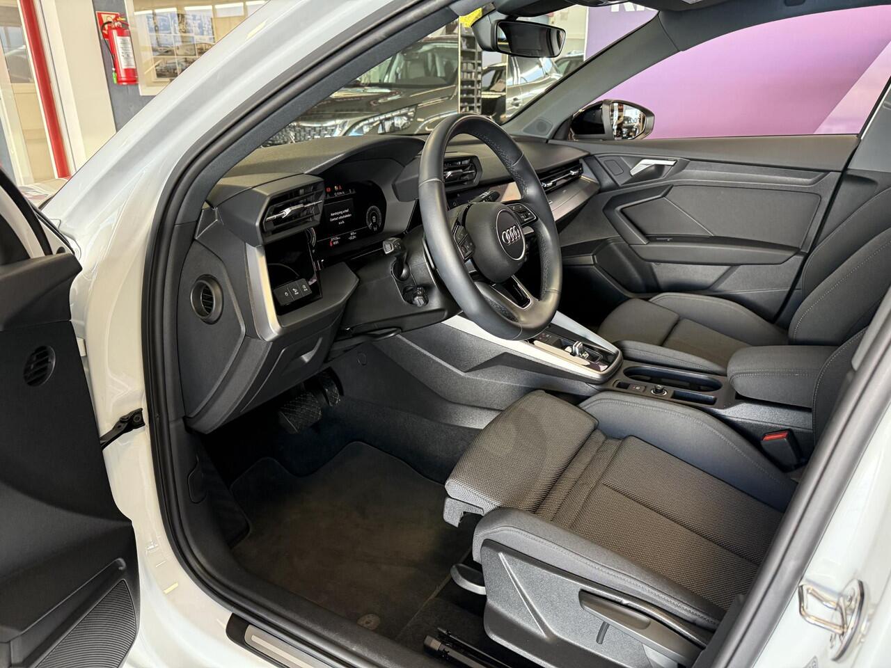 Audi A3 SPORTBACK 40 TFSI PHEV ADVANCED*LM18*NAVI*MATRIX*PANO*TREKH*