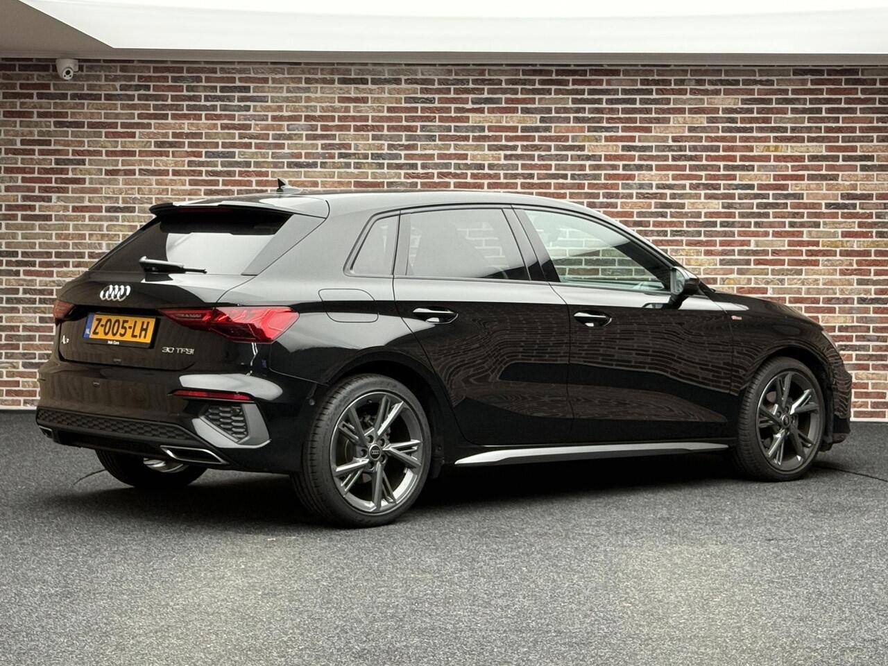 Audi A3 SPORTBACK 30 TFSI Pro Line Stoelverwarming | Adaptieve cruise | Parkeersensoren | Apple Carplay/Android Auto