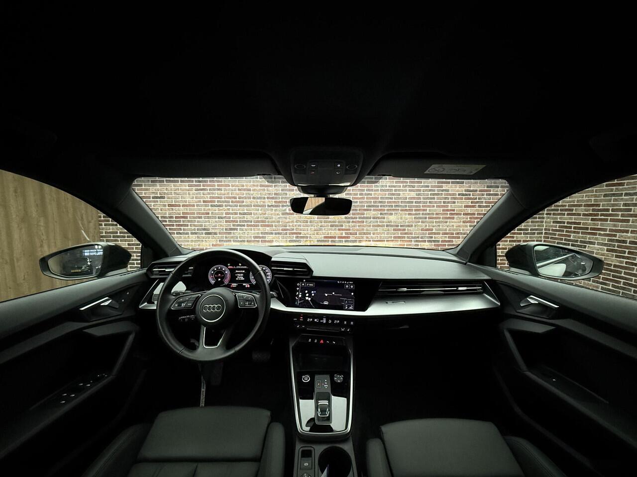 Audi A3 SPORTBACK 30 TFSI Pro Line Stoelverwarming | Adaptieve cruise | Parkeersensoren | Apple Carplay/Android Auto