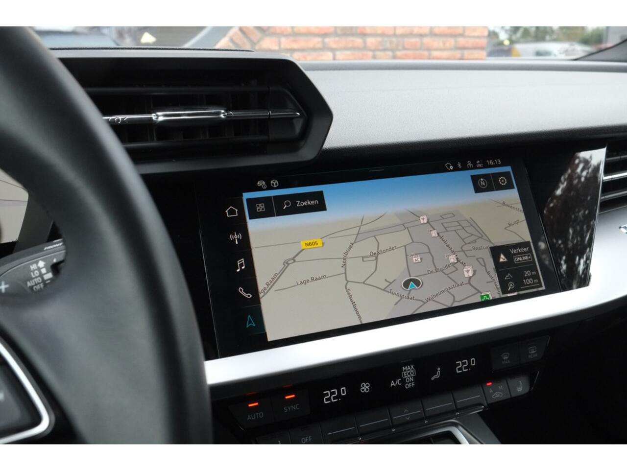 Audi A3 SPORTBACK 40 TFSI e S-LINE Achteruitrijcamera, Navigatie, Carpla